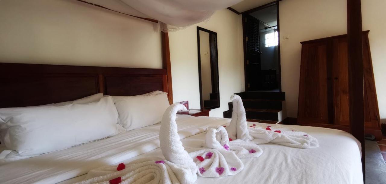 Luang Prabang Chanon Hotel Екстер'єр фото