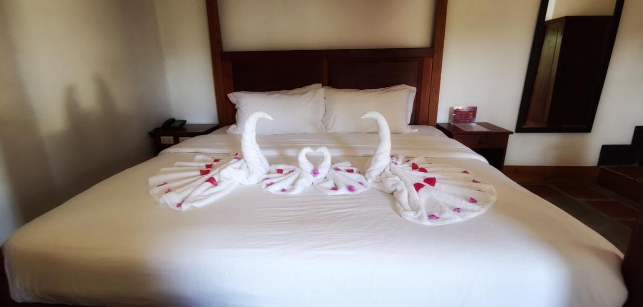 Luang Prabang Chanon Hotel Екстер'єр фото